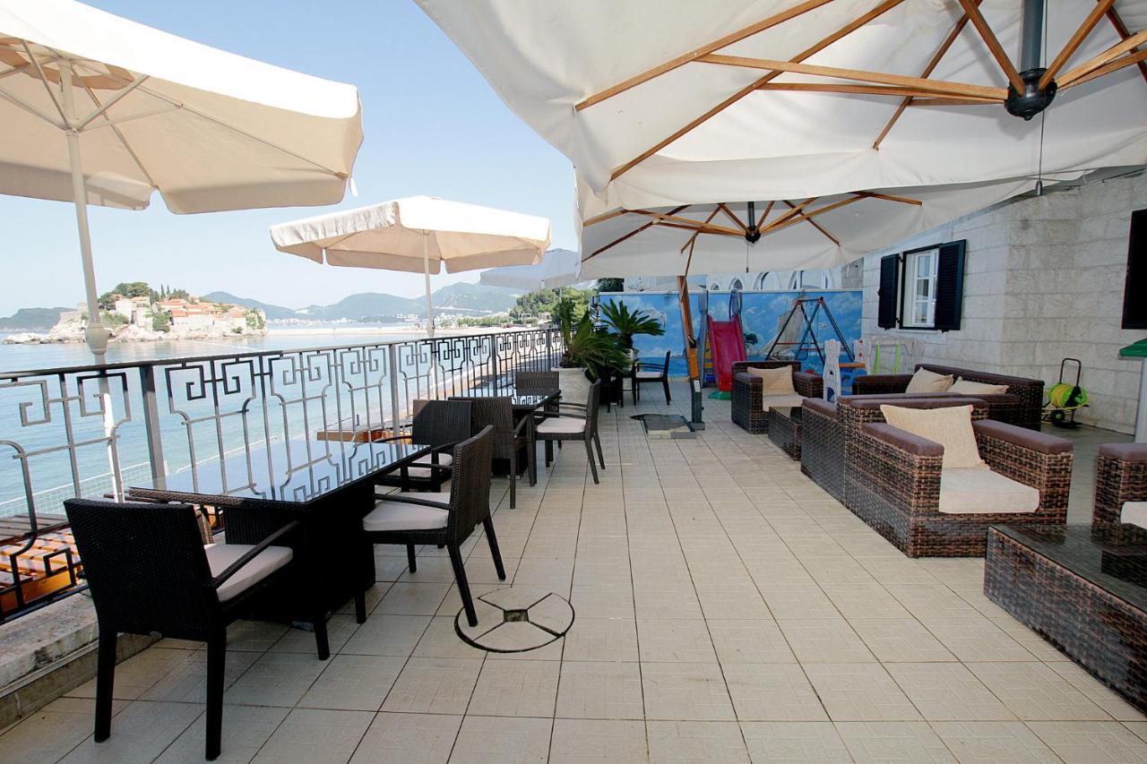 Studio Apartman Sveti Stefan Apartment Екстериор снимка